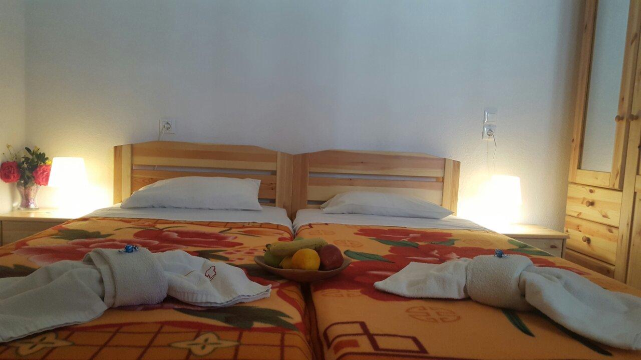 Pension Nychterida Маратиас Экстерьер фото